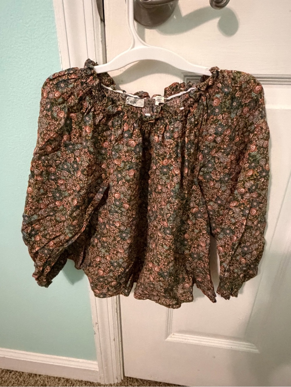 Doen Little Girls sz 6 Floral Off-Shoulder Blouse - Green/Pink